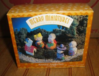 Hallmark Merry Miniatures Peanuts Pumpkin Patch -