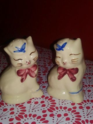 Vtg Shawnee Salt And Pepper Shakers Siamese Cats
