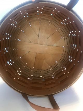 Longaberger Darning Handwoven Basket Circular with leather handles Circa 1993 5