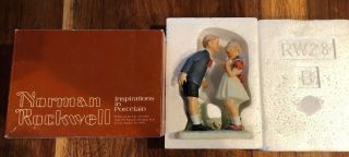 Norman Rockwell " A Day In The Life Of A Girl " Gorham Rw - 28 Figurine