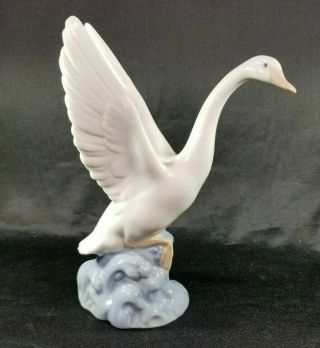 NAO by LLADRO SWAN READY TO FLY PORCELAIN FIGURINE Made in Spain Duck Goose Bird 2