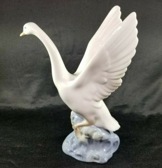 NAO by LLADRO SWAN READY TO FLY PORCELAIN FIGURINE Made in Spain Duck Goose Bird 4