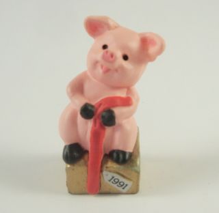 Merry Miniature,  1991,  Pig Wrapping Package,  W/gold Sticker