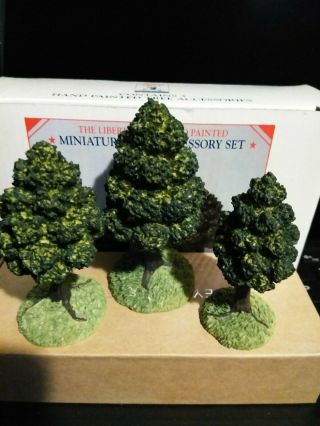 Liberty Falls Miniature Tree Accessory Set 3 Piece Set Ah221 Hand Painted