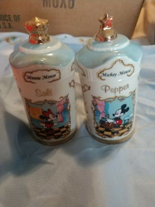 Lennox Disney Animated Classics Salt And Pepper Shakers Mickey And Minnie Mouse