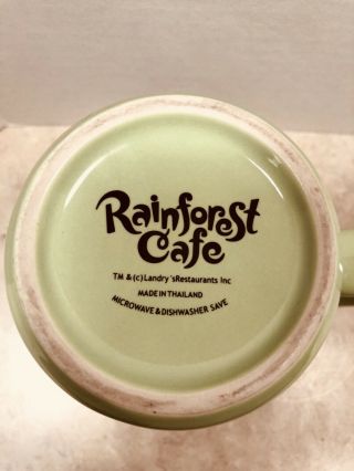 RAINFOREST CAFE GREEN 3 - D MUG CUP W/ MANY ANIMALS LANDRY’S RESTAURANT WARE 5