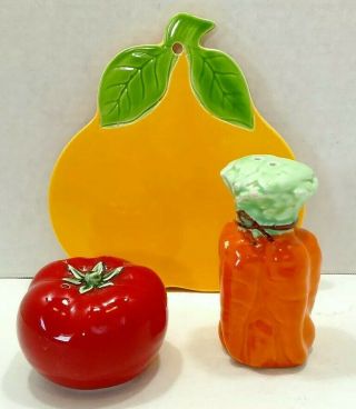 Vegetable Salt Pepper Shakers Spoon Rest Ceramic Stand Plate Set Of 3 T60
