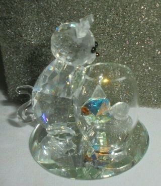 Crystal World Figurine Curious Cat With Fish Bowl