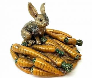 Wendy Reed 2000 Enamel & Crystal Paperweight/figurine Rabbit On Top Of Carrot