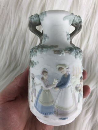 Lladro Miniature Daisa Vase Small Porcelain Vase Spain