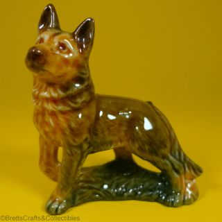 Wade Whimsies (1969/82) Dogs & Puppies Series (1969/set 1) - Adult Alsatian