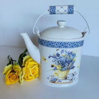 Hallmark Marjolein Bastin Ceramic Teapot Floral White/ Blue Nature 