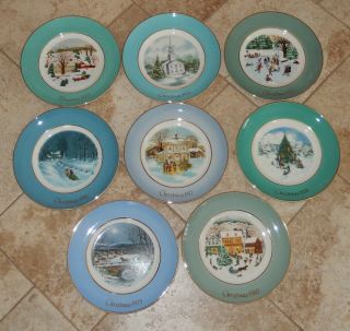 8 Avon Christmas Plates Complete Series 1973 - 1980 Enoch Wedgwood,  Boxes