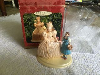 Euc Dorothy And Glinda The Good Witch Wizard Of Oz Hallmark Keepsake Ornament