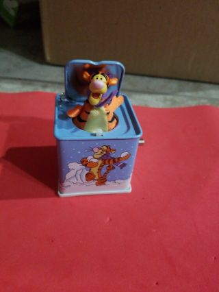 Hallmark Keepsake Ornament Pop Goes Winnie The Pooh Tigger Jack - In - The - Box