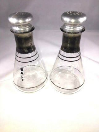 Vintage Collectible 1950 Retro Atomic Beaker Salt And Pepper Shakers