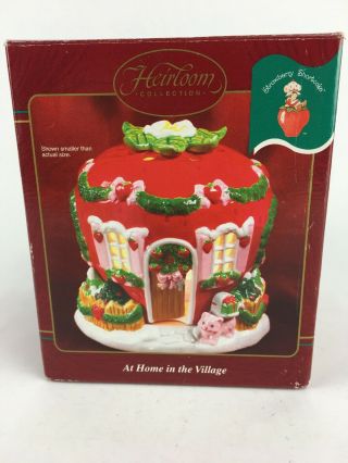 Strawberry Shortcake AT HOME IN THE VILLAGE 2003 Tea Light Candle Holder 2