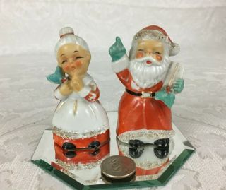 Vintage Porcelain Mr & Mrs Santa Claus Christmas Salt & Pepper Shakers Sp107