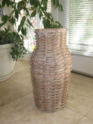 Vintage Large 20 " Tall Wicker Rattan Floor Vase.  Decorator Accent Planter Vase