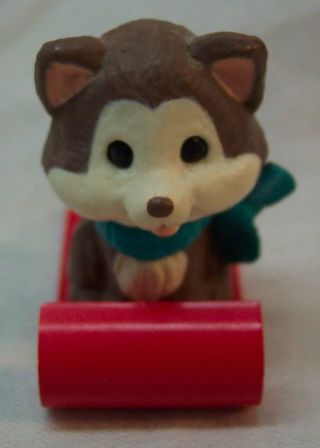 Hallmark 1993 Merry Miniatures Cute Puppy Dog On Sled 1 1/4 " Plastic Mini Figure