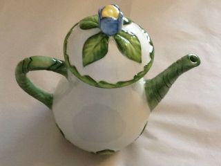 Jilly Walsh 2000 Mariposa Teapot ivory w green leaves & blue flower lid 9 