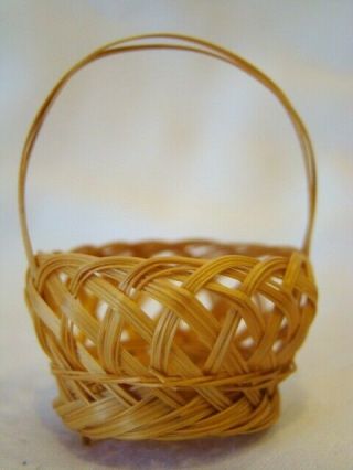 Vintage Folk Art Miniature Hand Woven Straw Basket Doll House