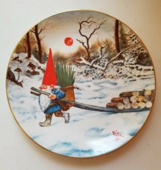 Gnome Plate Rien Poortvliet 1982 Four Seasons Winter Keep The Gnome Fire Burning