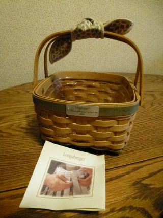 Longaberger 2004 Woven Memories Basket,  Protector And Handle Tie,  Euc