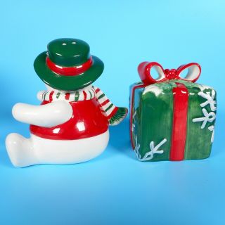Fitz and Floyd Snowman Salt & Pepper Shaker Set Holiday Xmas Gift Box Red Green 5