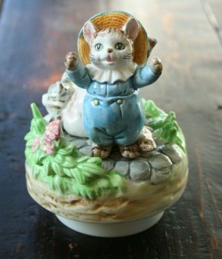 Schmid Beatrix Potter Tom Kitten And Mittens Music Box Spins To " Playmates "