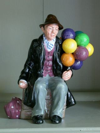 Royal Doulton Figurine " The Balloon Man " Hn1954