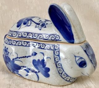 Blue & White Porcelain Bunny Rabbit Trinket Treasure Jewelry Box Asian