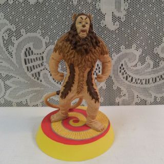 Westland Giftware The Wizard Of Oz Cowardly Lion 1848 Figurine