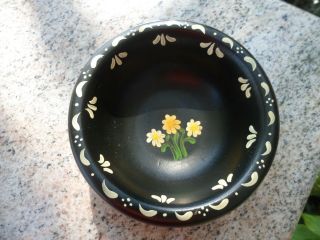 German Folk Art Pennsylvania Dutch Hand Painted Wood Bowl Daisy Flower Black