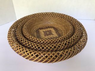 Vintage Native American Round Baskets Bowls Stackable Wicker Hand Woven Set Of 3