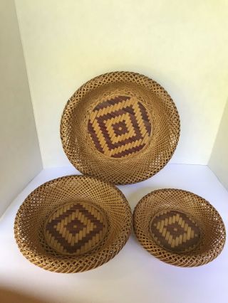 Vintage Native American round Baskets Bowls stackable wicker hand woven set of 3 2