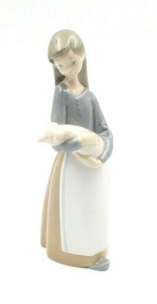 Lladro " Girl With A Pig " By Fulgencio Garcia Figurine Issued 1969 No Res 6208