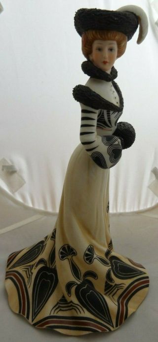 Lenox " Tea At The Ritz " Figurine - Fine Porcelain - 8.  5 " Tall