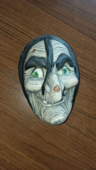Witch Head Bust Wall Hanging Snow White