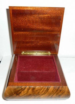 Floral Burled Walnut Music Box Plays Karen Carpenter ' s For All We Know 1970s 3