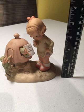 Figurine: Enesco Memories Of Yesterday - " Do You Know The Way To Fairyland? "