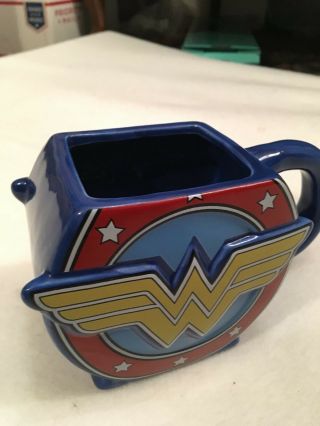 Wonder Woman Shield Large 20 Oz.  Ceramic Coffee Mug,  Licensed Dc Comics Cup