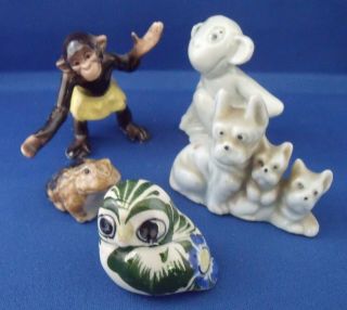 Vtg - 5 Piece Bone China Figurines - Monkeys,  Frog Or Toad,  Mexico Bird,  Terrier