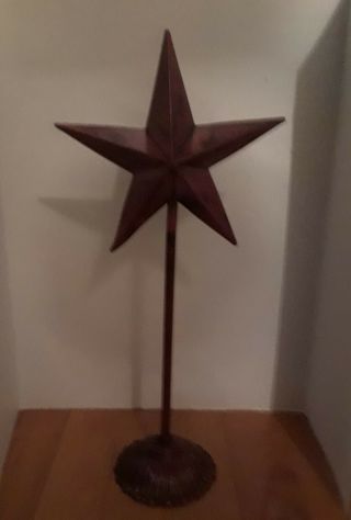 Star On Pedestal Decoration Red Distressed Look Rustic