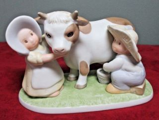 Euc 1995 Circle Of Friends By Masterpiece " Milking Time " Figurine