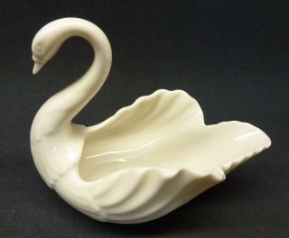 Vintage Lenox Ivory Porcelain Graceful Swan Dish Medium 5x3 Bowl Vintage 1981