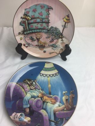 2 Danbury 8” Chihuahua Collector Plates By Artist Gary Patterson