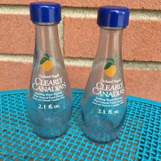 Clearly Canadian Orchard Peach Mini Salt And Pepper Shakers 5 " X 1 3/4 "