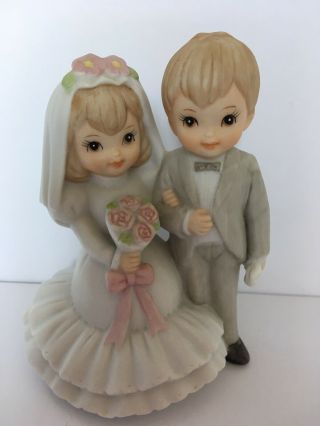 Vintage Lefton Porcelain China Figurine Wedding Bride Groom Bridal Cake Topper