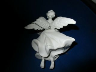 Avon Porcelain Nativity 1985 Flying Angel 853723 2
